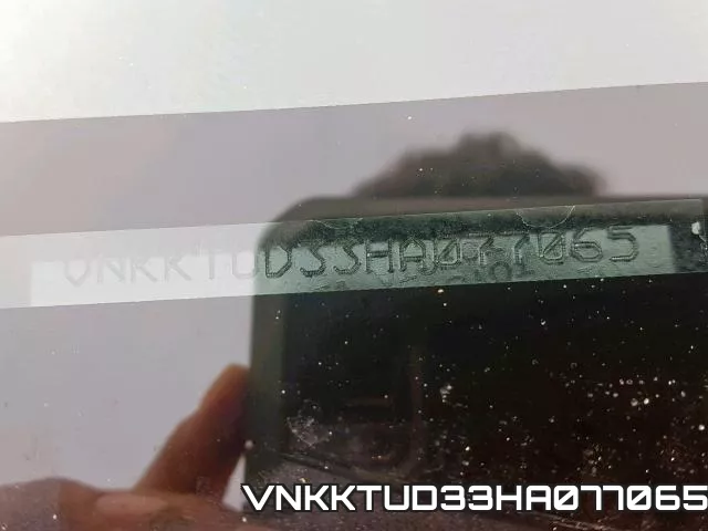 VNKKTUD33HA077065_10.webp
