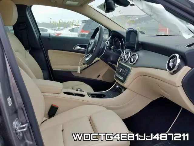 WDCTG4EB1JJ487211_5.webp