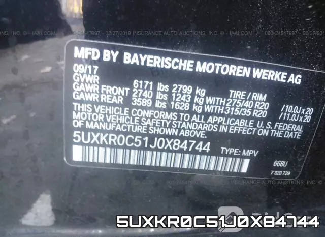 5UXKR0C51J0X84744_9.webp
