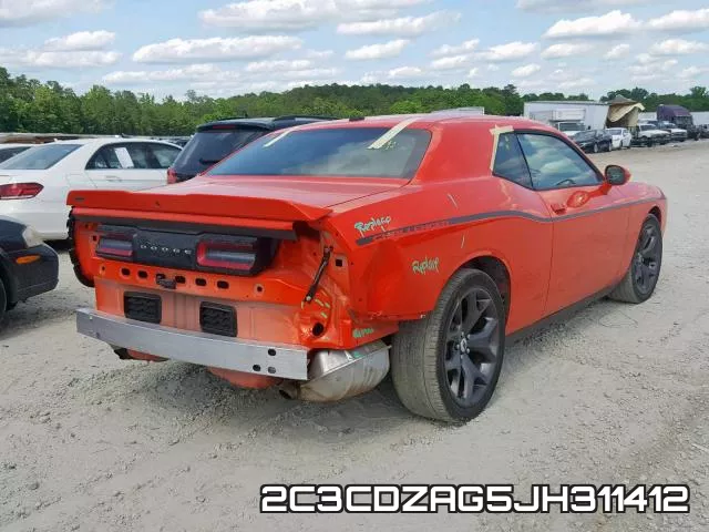 2C3CDZAG5JH311412_4.webp