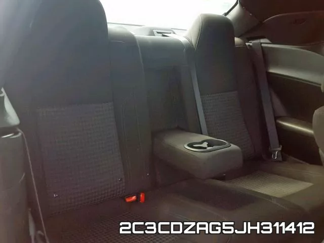 2C3CDZAG5JH311412_6.webp