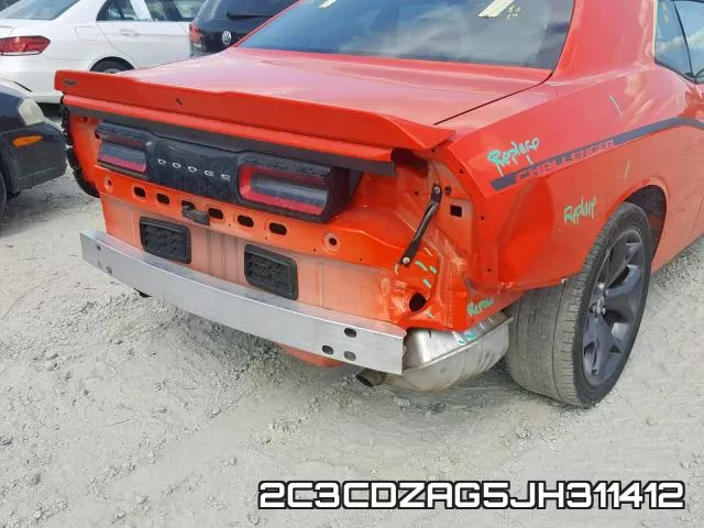 2C3CDZAG5JH311412_9.webp