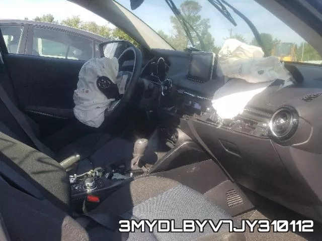 3MYDLBYV7JY310112_5.webp