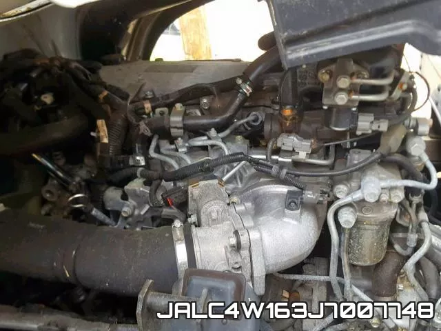 JALC4W163J7007748_7.webp