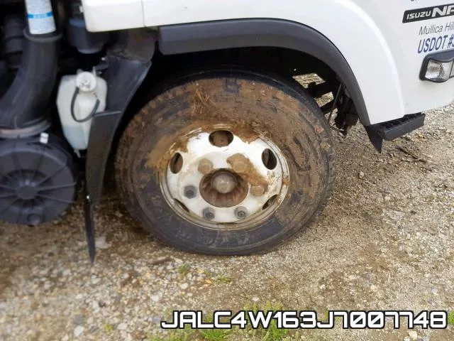 JALC4W163J7007748_9.webp