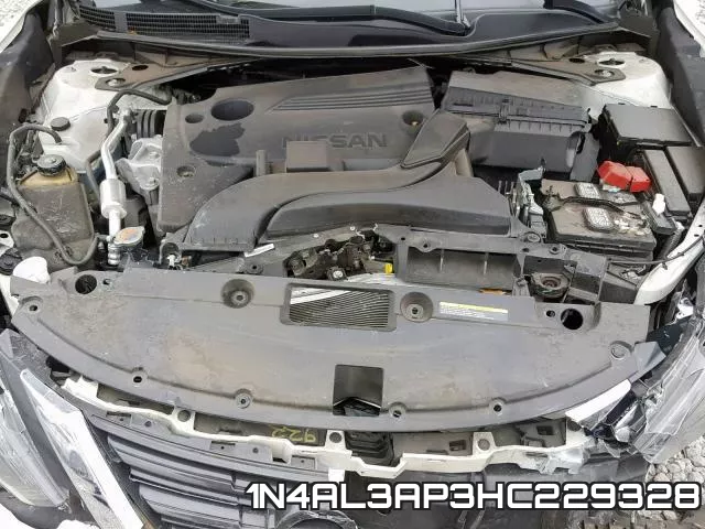 1N4AL3AP3HC229328_7.webp