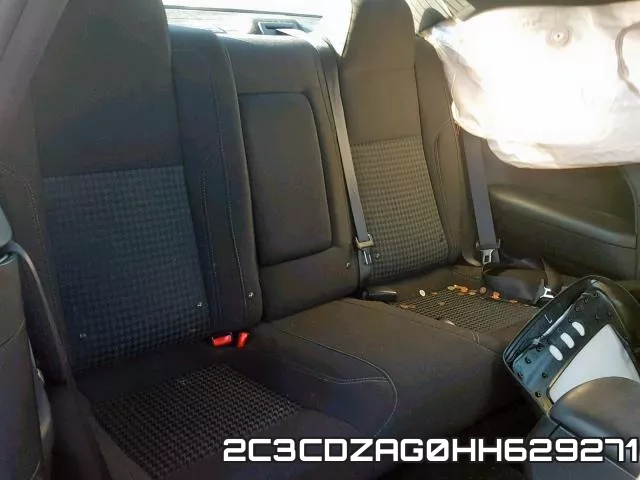 2C3CDZAG0HH629271_6.webp