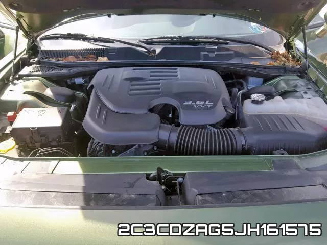 2C3CDZAG5JH161575_7.webp