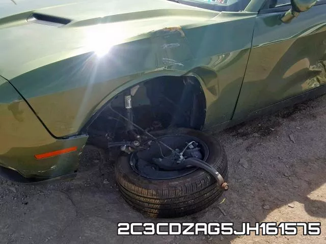2C3CDZAG5JH161575_9.webp