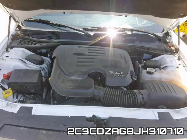 2C3CDZAG8JH310710_7.webp