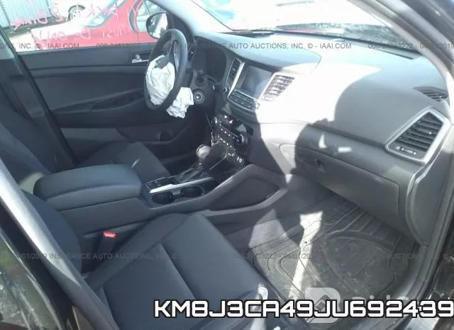KM8J3CA49JU692439_5.webp