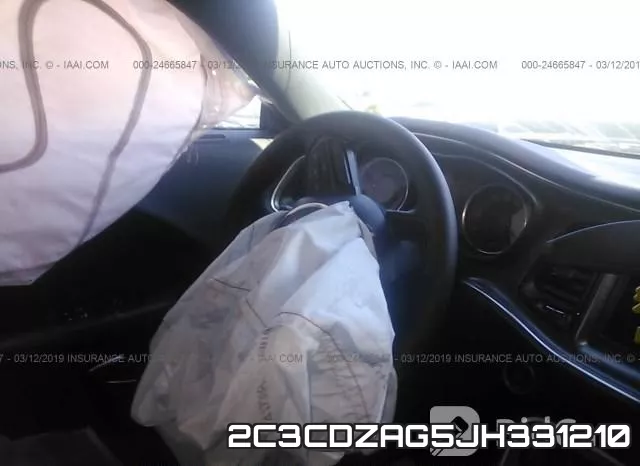2C3CDZAG5JH331210_7.webp