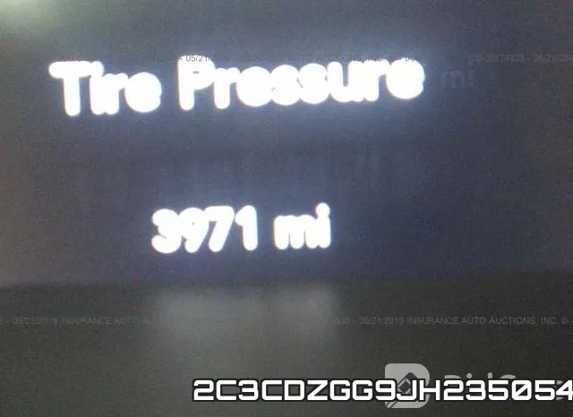 2C3CDZGG9JH235054_7.webp