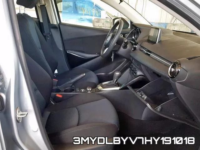 3MYDLBYV7HY191018_5.webp