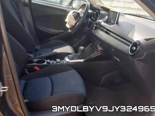 3MYDLBYV9JY324965_5.webp