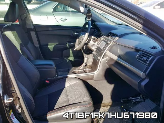 4T1BF1FK7HU671980_5.webp