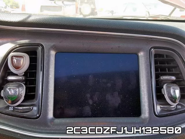2C3CDZFJ1JH132580_9.webp