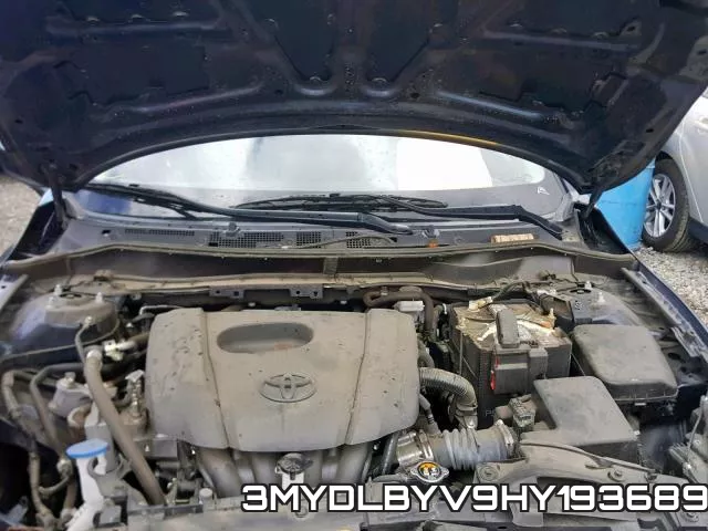 3MYDLBYV9HY193689_7.webp