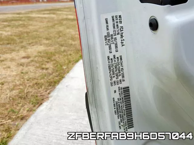 ZFBERFAB9H6D57044_10.webp