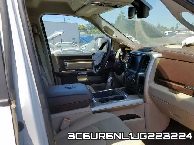3C6UR5NL1JG223224