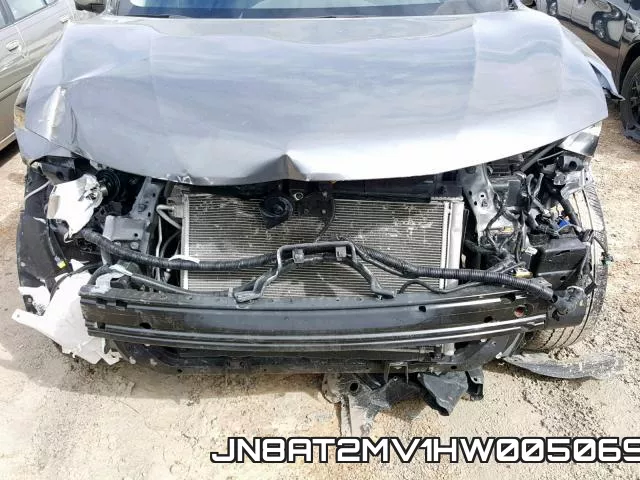 JN8AT2MV1HW005069_9.webp