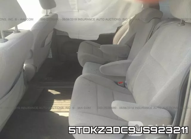 5TDKZ3DC9JS923211_8.webp