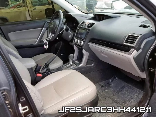 JF2SJARC3HH441211_5.webp