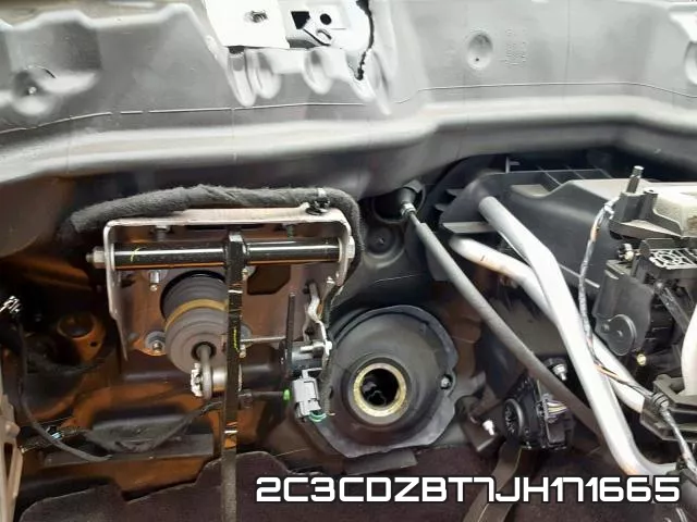 2C3CDZBT7JH171665_8.webp