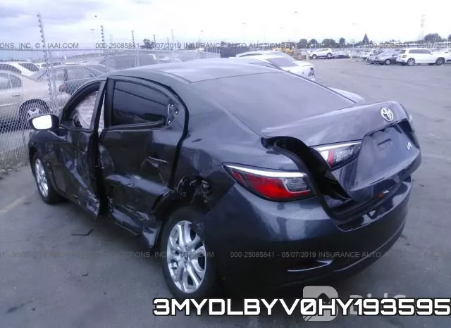 3MYDLBYV0HY193595_3.webp