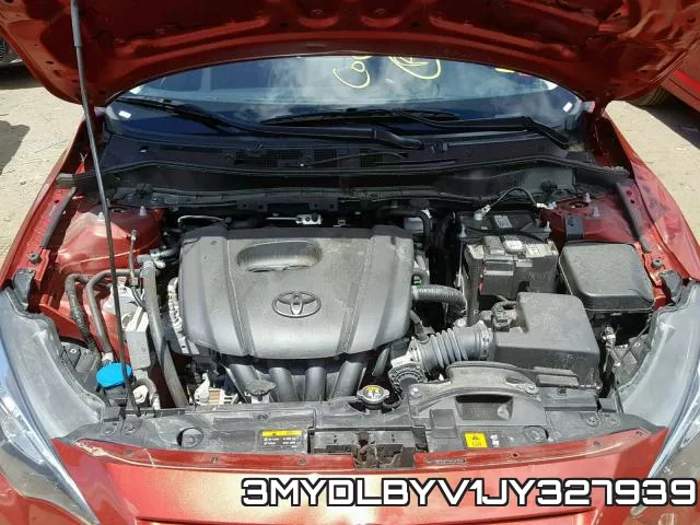 3MYDLBYV1JY327939_7.webp