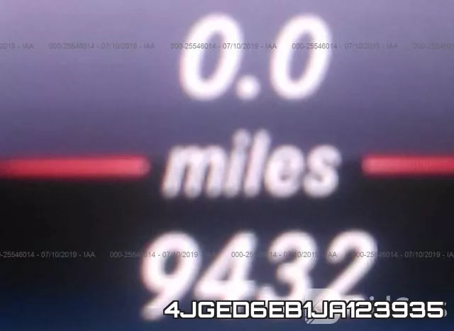 4JGED6EB1JA123935_7.webp