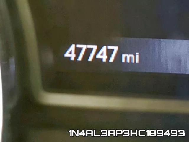 1N4AL3AP3HC189493_8.webp