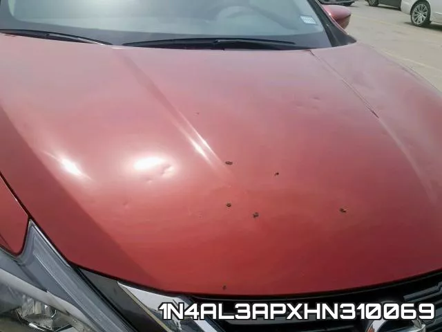 1N4AL3APXHN310069_9.webp