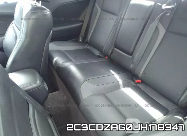 2C3CDZAG0JH178347_8.webp