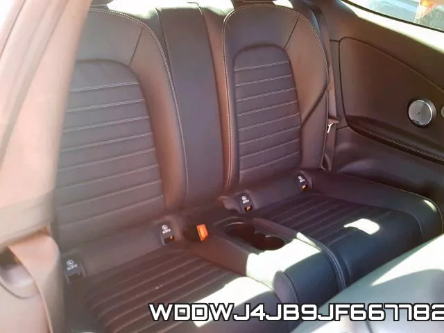 WDDWJ4JB9JF667782_6.webp