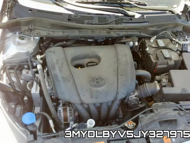 3MYDLBYV5JY327975_7.webp