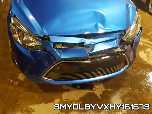 3MYDLBYVXHY161673_9.webp