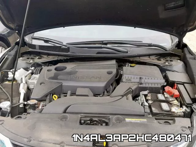 1N4AL3AP2HC480471_7.webp