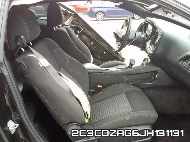 2C3CDZAG6JH131131_5.webp