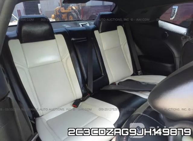 2C3CDZAG9JH149879_8.webp