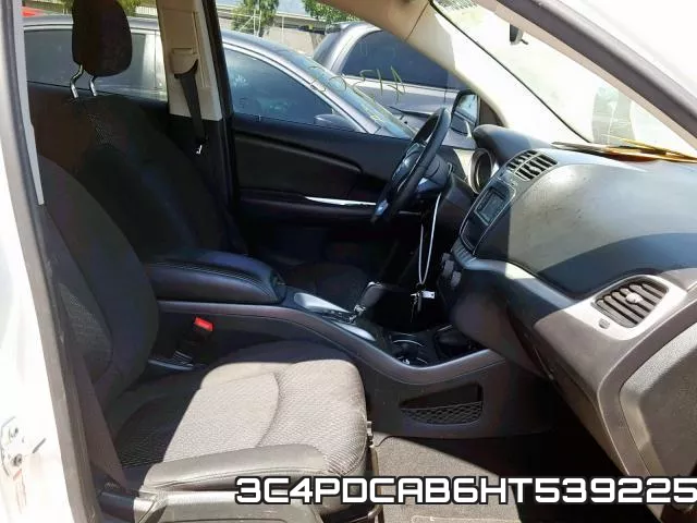3C4PDCAB6HT539225_5.webp