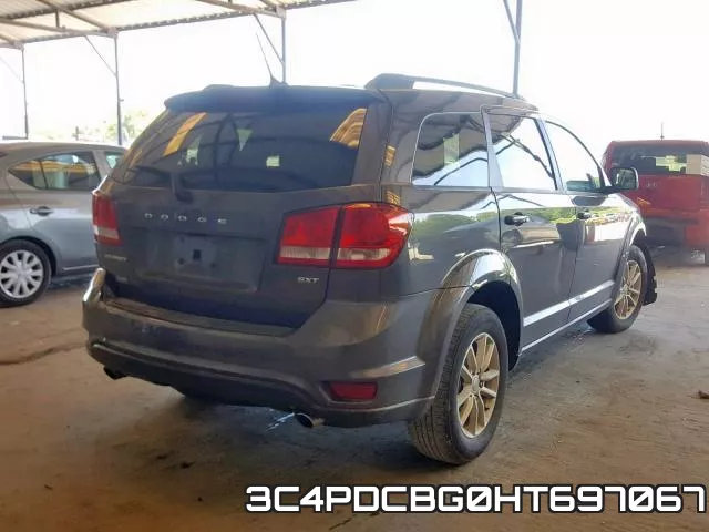 3C4PDCBG0HT697067_4.webp