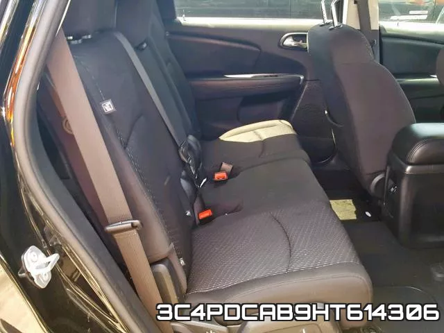 3C4PDCAB9HT614306_6.webp