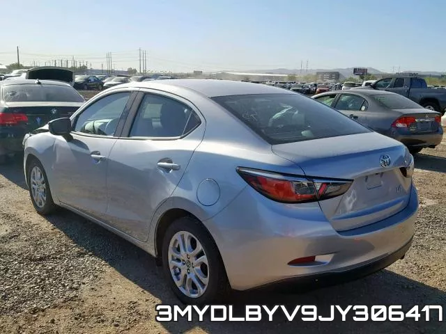 3MYDLBYV9JY306417_3.webp