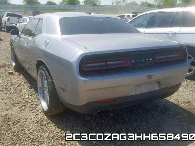 2C3CDZAG3HH658490_3.webp