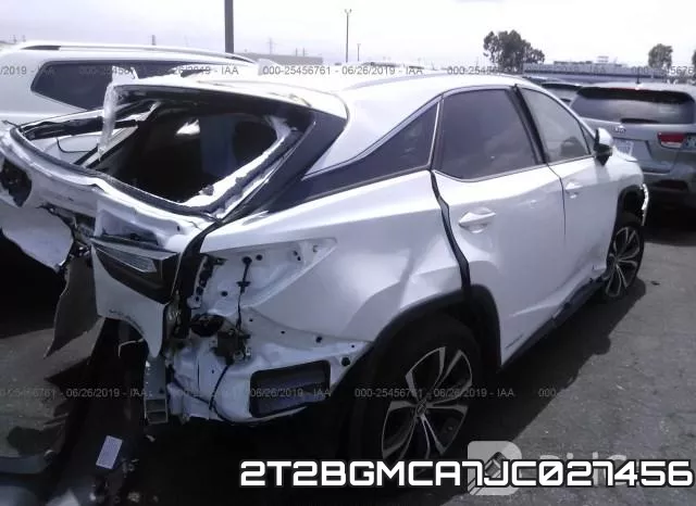 2T2BGMCA7JC027456_4.webp
