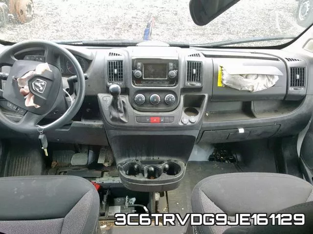 3C6TRVDG9JE161129_9.webp