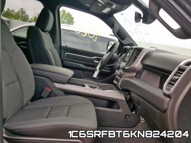 1C6SRFBT6KN824204_5.webp
