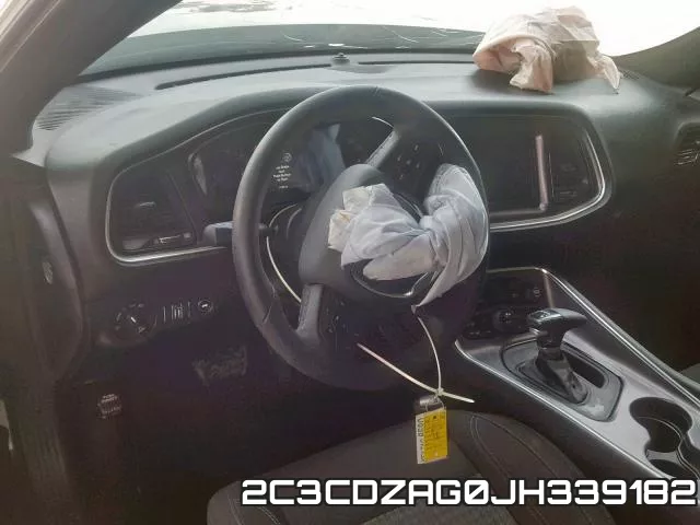 2C3CDZAG0JH339182_9.webp