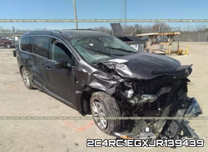 2C4RC1EGXJR139439_1.webp